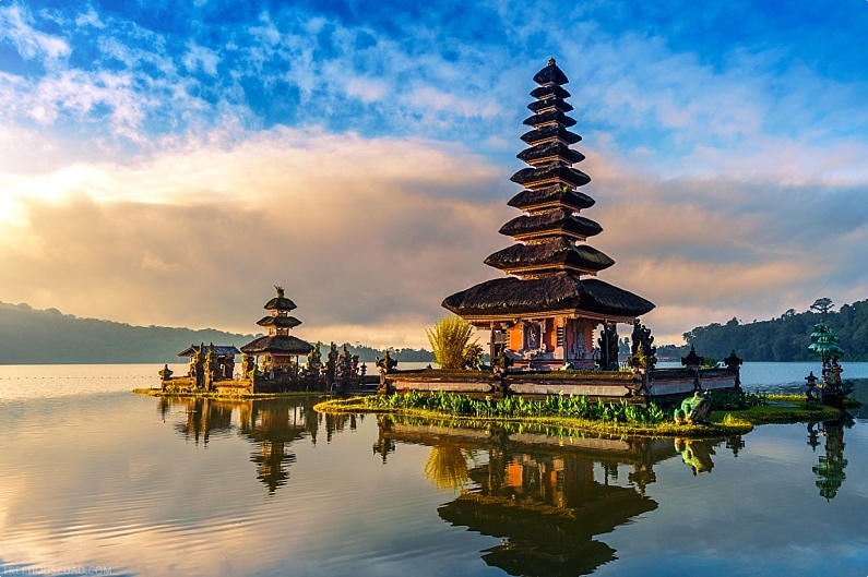 Bali Temples Ulun Danu Bratan