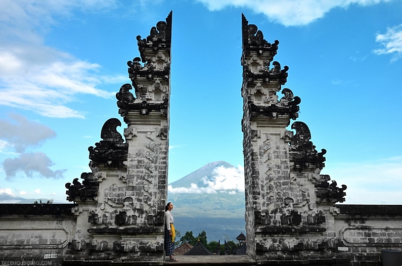 Bali Temples Luhur Lempuyang