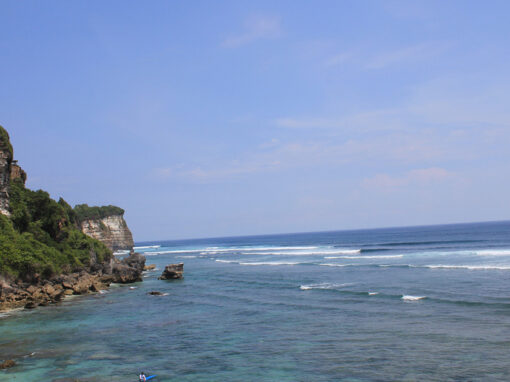 Uluwatu Bali Clear Water